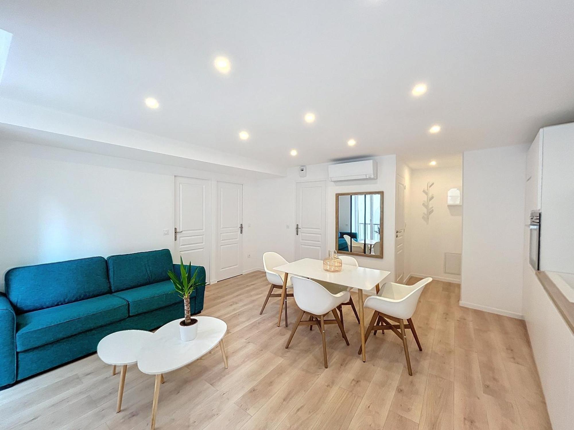 Апартаменты Zoe T3 Victor Hugo Clim Hypercentre Гренобль Экстерьер фото